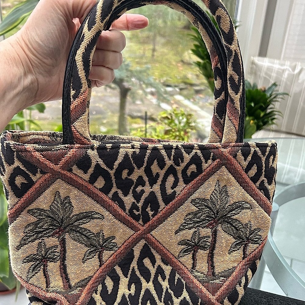 🌴Tapestry palm tree handbag